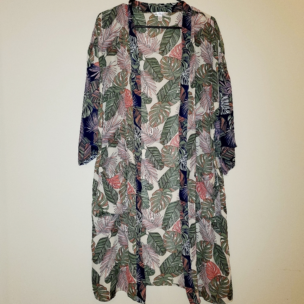 Time and Tru Tropical Bay Leaf Kimono with Pockets